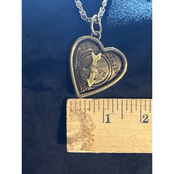 Unbranded Large Gold Tone Heart Shape Moveable Arrow Charm w/ 23” Necklace L-V - Picture 8 of 11